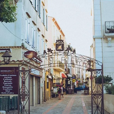 Regina's - View * 바뉼쉬르메르