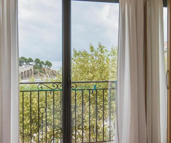Regina's - View Apartment *
